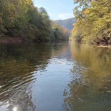 Semesterbostad Sicevacka Bajka Ni